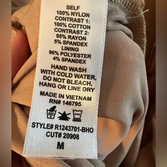 4SI3NNA Revolve Anthro Nude Illusion Ivory Lace Wrap Romper MED Zip Back Boho - Picture 10 of 13